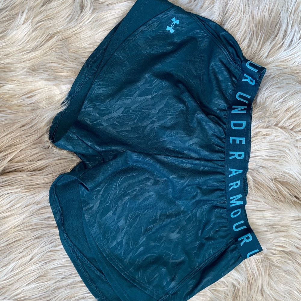 Under armor shorts medium